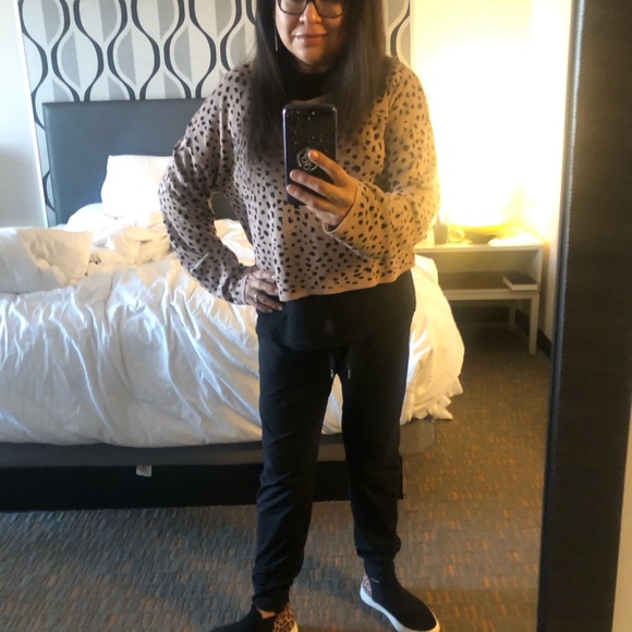 Jaylen Two-Piece Leopard Print Set 🐆 - Picture 9 of 9